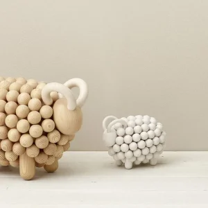 Aarikka Dekorationsgegenstände^Pikkupässi Figur, milchweiß