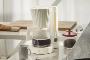 Alessi Haushaltsgeräte^Plissé Kaffeemaschine, Schwarz