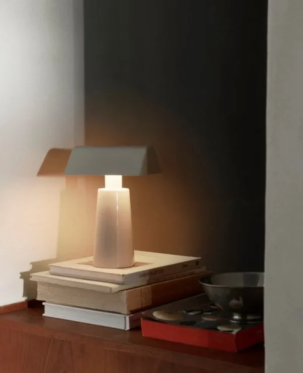 Normann Copenhagen Tischlampen | Tragbare Lampen-&Tradition Caret MF1 tragbare Tischleuchte, Seidengrau