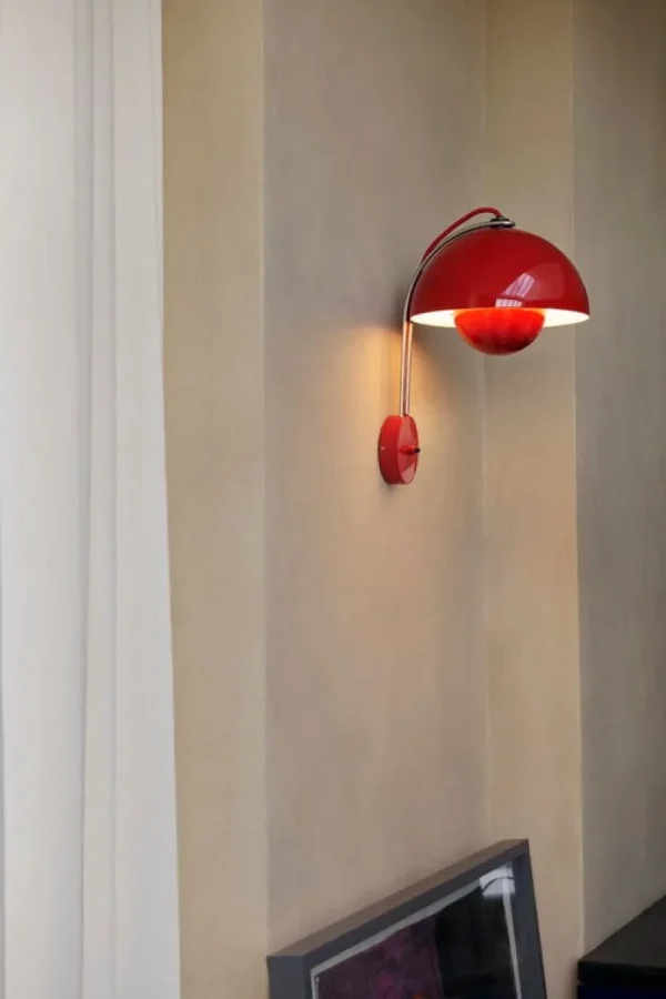 Muuto Wandleuchten-&Tradition Flowerpot VP8 Wandleuchte, Zinnoberrot