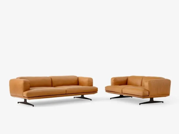 &Tradition Sofas Und Liegen-&Tradition Inland AV22 2-Sitzer-Sofa, schwarz - cognacbraunes Noble-Leder