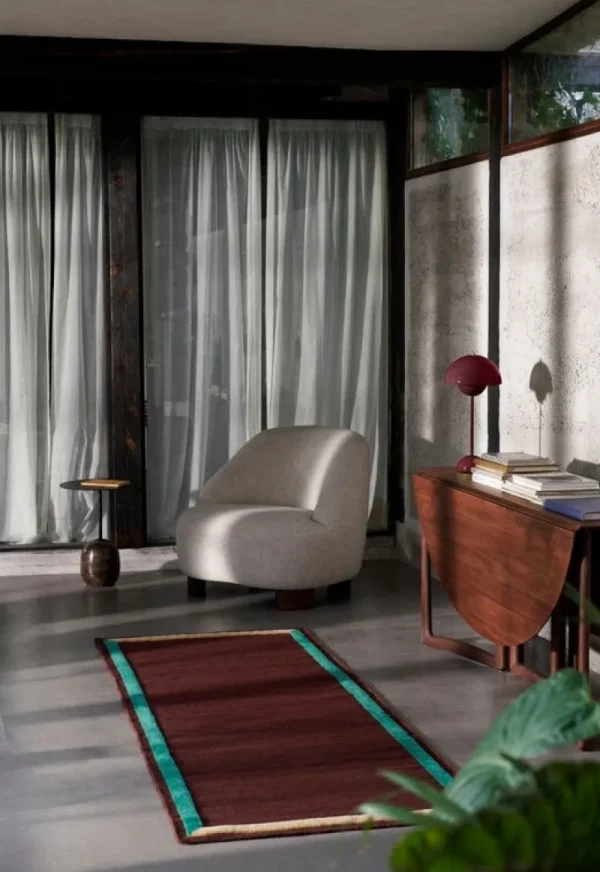Normann Copenhagen Sitzgelegenheiten-&Tradition Margas LC1 Loungesessel, Nussbaum - Karakorum 001