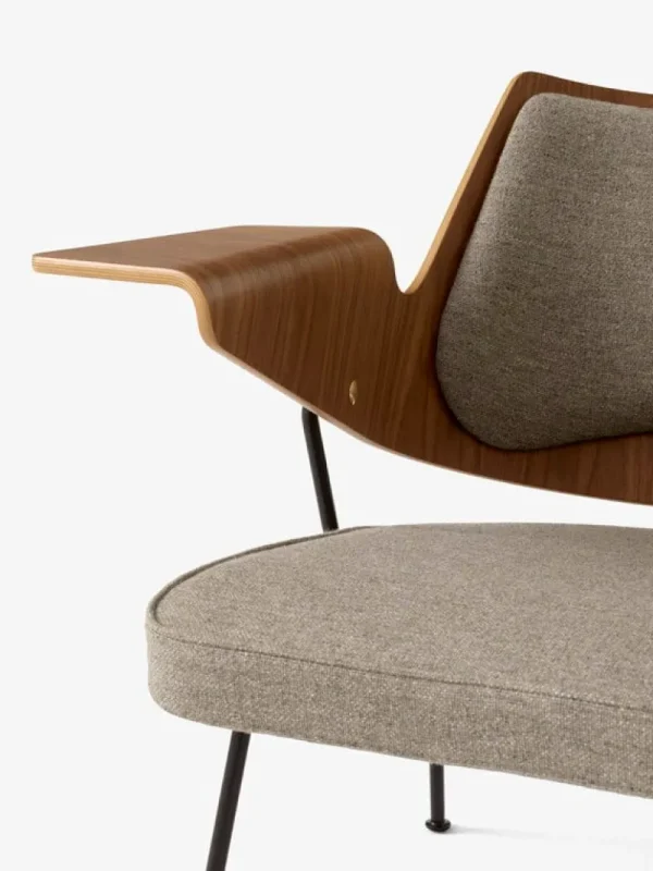 Hem Sitzgelegenheiten-&Tradition RFH RD8 Loungesessel, Walnuss- und Buchenfurnier - braun