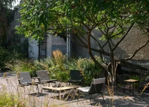 &Tradition Terrassenmöbel^&Tradition Ville AV45 Outdoor-Loungesessel mit Armlehnen, bronze green