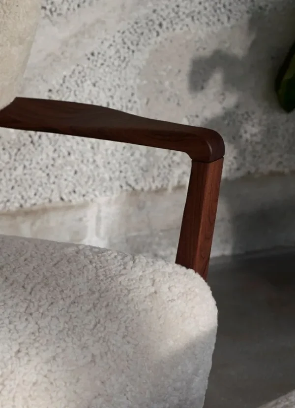 &Tradition Sitzgelegenheiten-&Tradition Wulff ATD2 Loungesessel und ATD3 Hocker, Mondgelb – Nussbaum
