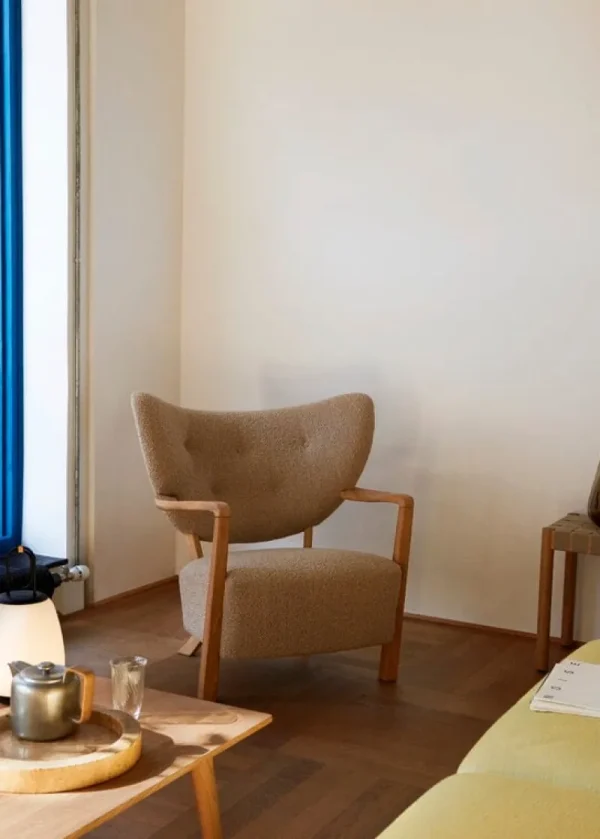 &Tradition Sitzgelegenheiten-&Tradition Wulff ATD2 Loungesessel und ATD3 Pouf, Karakorum 003, Eiche