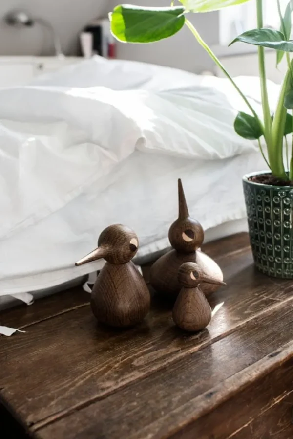 Eero Aarnio Originals Dekorationsgegenstände-Architectmade Bird Holzvogel, klein, geräucherte Eiche