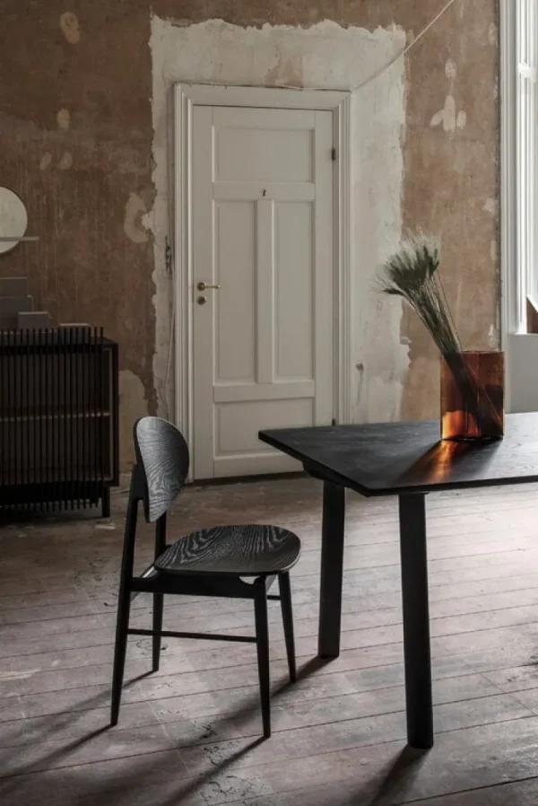 Artek Sitzgelegenheiten-Ariake Outline Stuhl, schwarz
