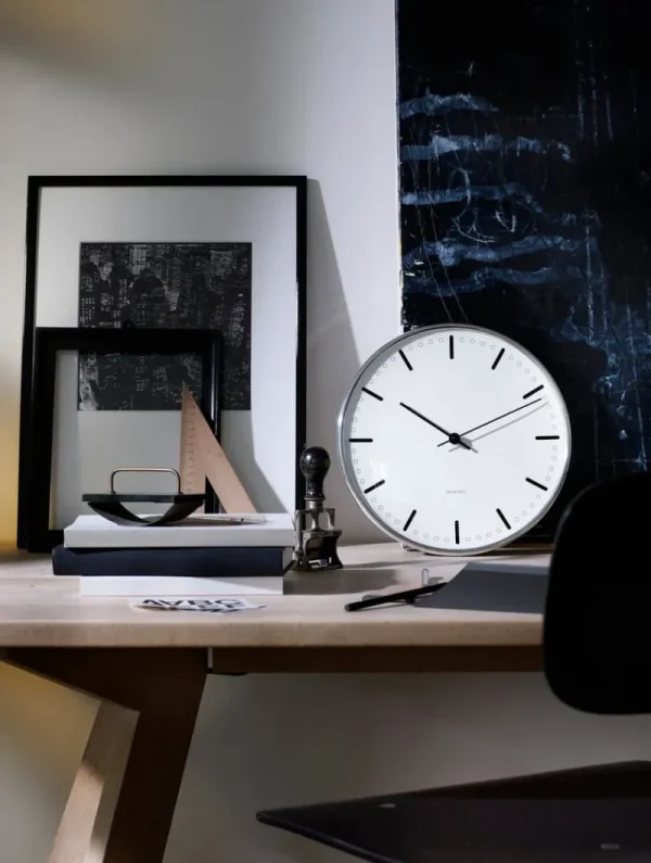 Arne Jacobsen Uhren-Wanduhr AJ City Hall, 21 cm