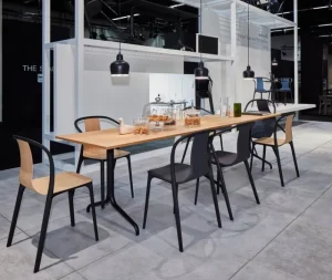 Louis Poulsen Deckenleuchten-Artek Aalto A330S „Golden Bell“ Pendelleuchte, schwarz
