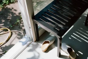 Muuto Sitzgelegenheiten-Artek Aalto Bank 153B, schwarz