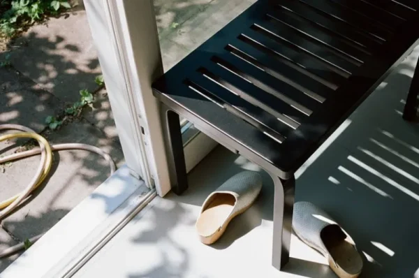 Muuto Sitzgelegenheiten-Artek Aalto Bank 153B, schwarz