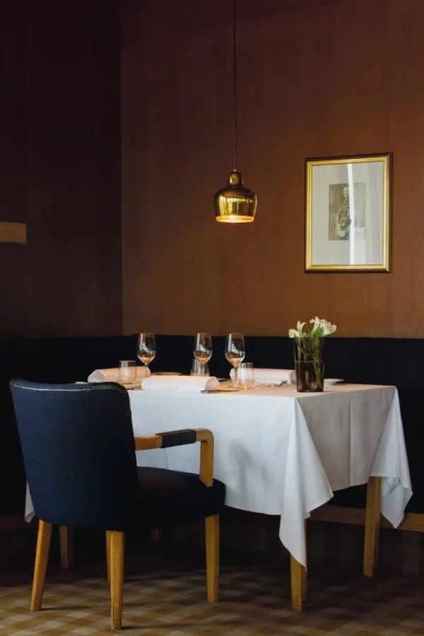 Louis Poulsen Deckenleuchten-Artek Aalto Hängeleuchte A330S „Golden Bell Savoy“, Messing