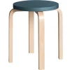 HAY Sitzgelegenheiten-Artek Aalto Hocker E60, blau/Birke