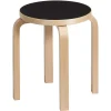 Woud Sitzgelegenheiten-Artek Aalto Hocker E60, schwarzes Linoleum - Birke