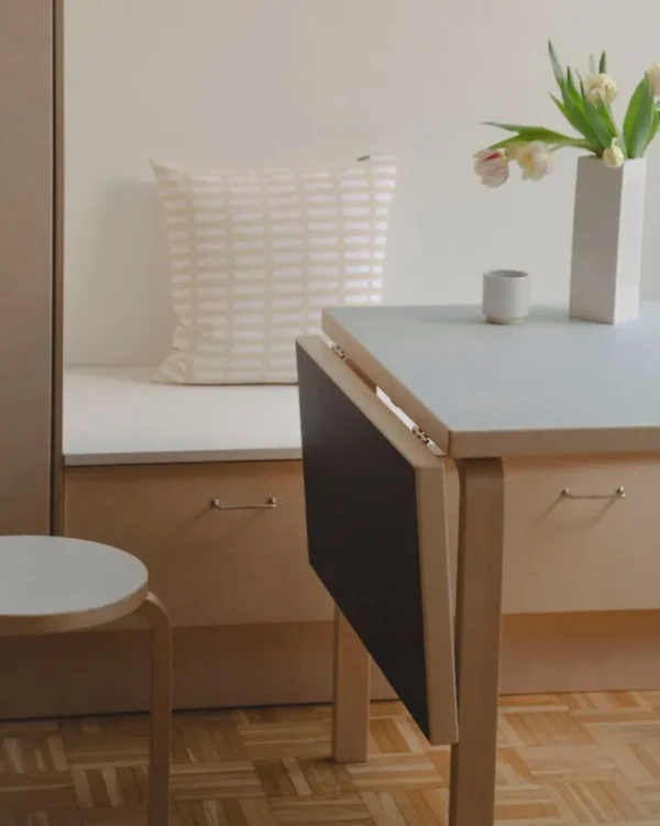 NORR11 Tische-Artek Aalto Klapptisch DL81C, Birke - dampfgraues/rauchblaues Linoleum