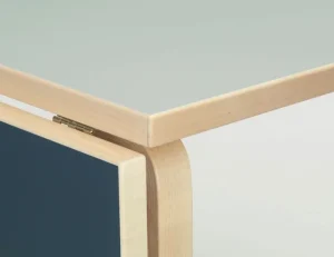 NORR11 Tische-Artek Aalto Klapptisch DL81C, Birke - dampfgraues/rauchblaues Linoleum