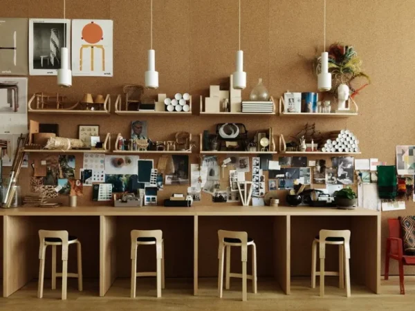 Muuto Deckenleuchten-Artek Aalto Pendelleuchte A110 „Hand Grenade“, weiß