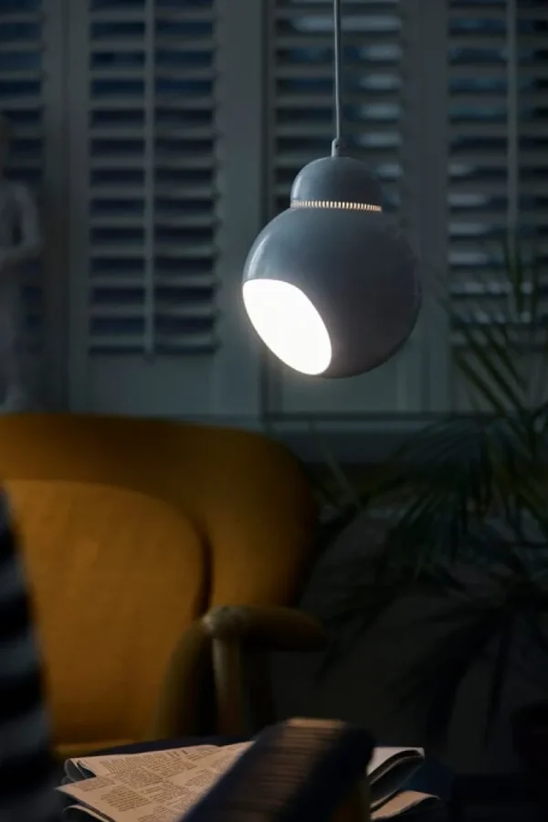 Frandsen Deckenleuchten-Artek Aalto Pendelleuchte A338 „Bilberry“, weiß