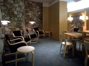 HAY Sitzgelegenheiten-Artek Aalto Sessel 402, Birke - schwarz Hallingdal 190