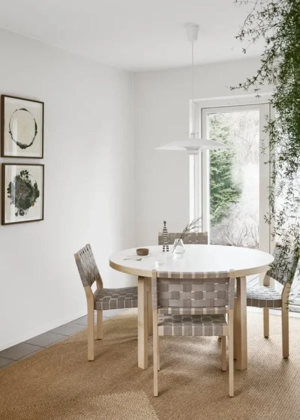 Vitra Sitzgelegenheiten-Artek Aalto Stuhl 611, Birke/naturfarben-schwarzes Gurtband