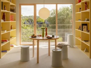 Fritz Hansen Tische-Artek Aalto Tisch 90A, Birke