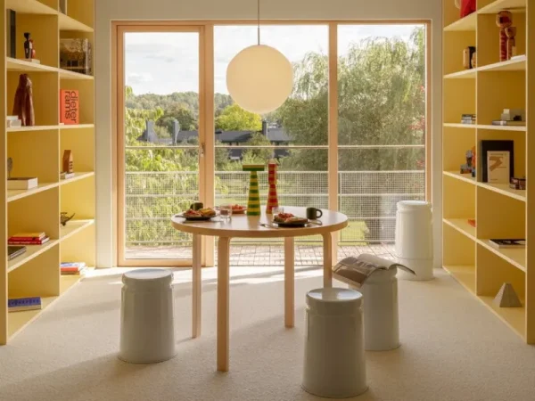 Fritz Hansen Tische-Artek Aalto Tisch 90A, Birke