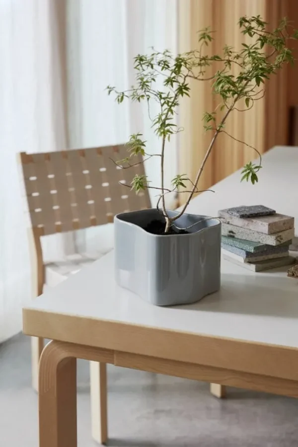 Muuto Tische-Artek Aalto Tisch 82B