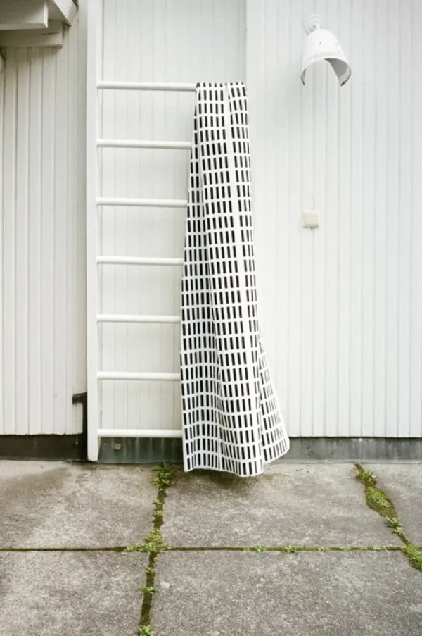 Artek Stoffe^Baumwollstoff Siena, 150 x 300 cm, weiß – schwarz