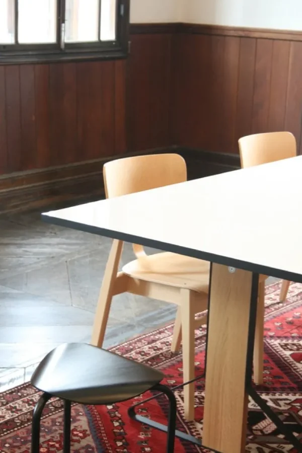 Skagerak Sitzgelegenheiten-Artek Domus Stuhl, Birke lackiert