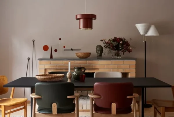 Vitra Sitzgelegenheiten-Artek Domus Stuhl, honigfarben gebeizt
