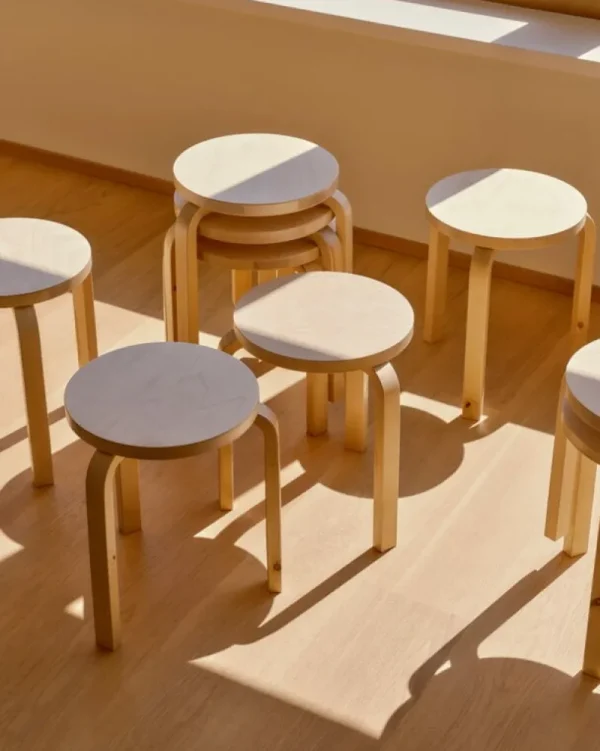 Normann Copenhagen Sitzgelegenheiten-Artek Hocker Aalto 60, Wildbirke
