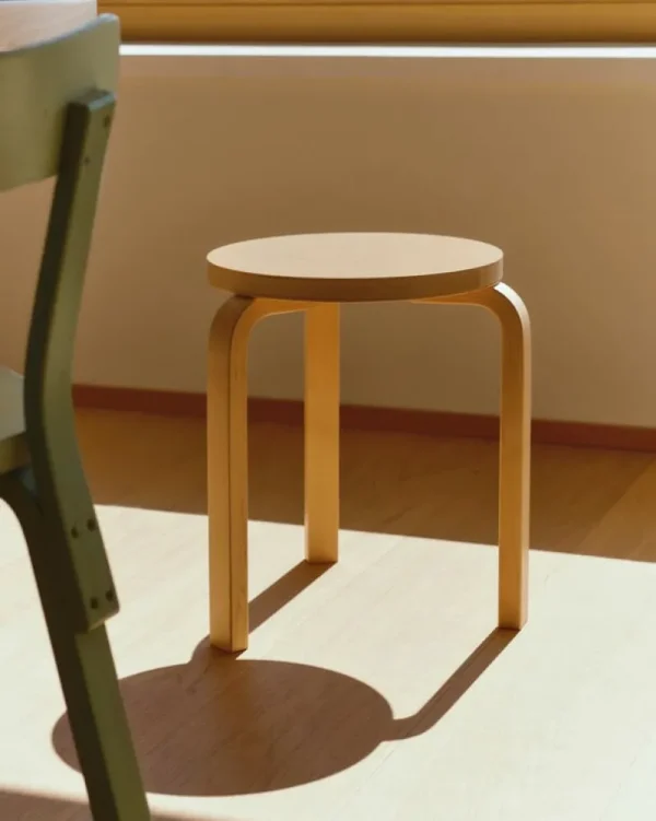 Normann Copenhagen Sitzgelegenheiten-Artek Hocker Aalto 60, Wildbirke