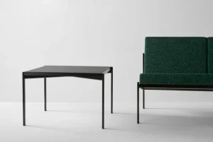 Miniforms Tische-Artek Kiki Tisch (niedrig), 60 × 60 cm, Schwarz, Schwarzes Linoleum