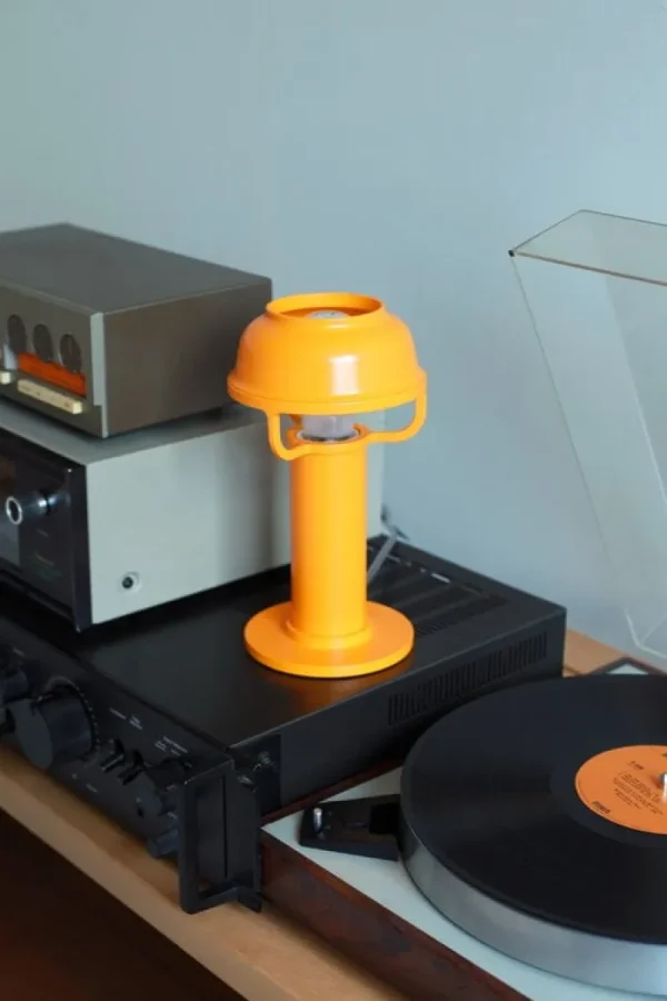 u00d6rsju00f6 Tischlampen-Artek Kori Tischleuchte, Orange