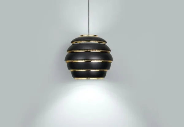 Muuto Deckenleuchten-Artek Pendelleuchte Aalto A331 „Beehive“, schwarz – Messing