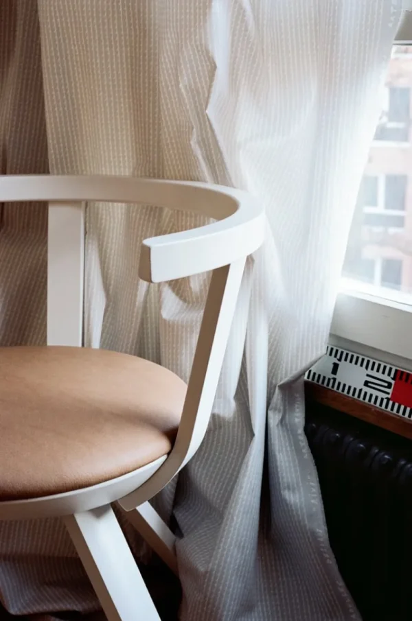 Artek Bürostühle | Sitzgelegenheiten^Rival KG002 Stuhl, weiß