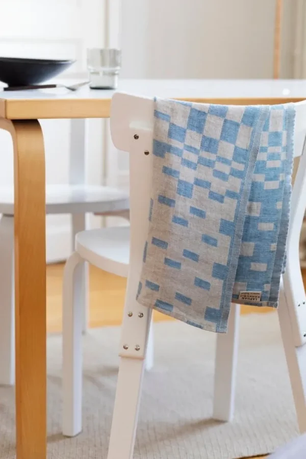 Finnish Design Shop Sitzgelegenheiten-Artek Stuhl Aalto 69, durchgehend weiß
