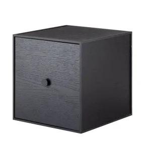 ferm LIVING Aufbewahrungsmöbel-Audo Copenhagen Box Frame 28 mit Tür, Esche schwarz gebeizt
