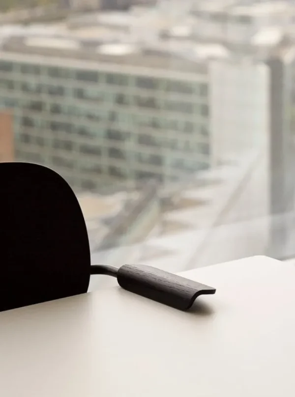 Vitra Sitzgelegenheiten-Audo Copenhagen Co Chair mit Armlehnen, schwarze Eiche