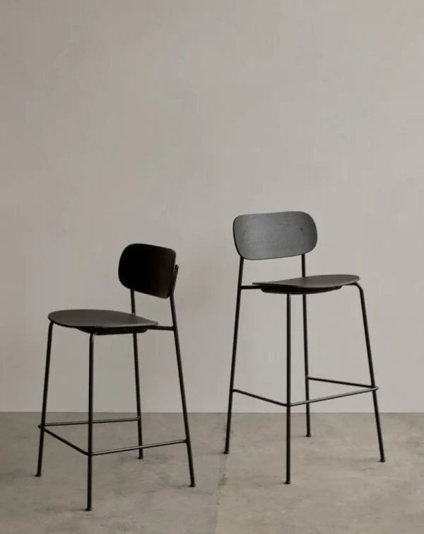 Normann Copenhagen Sitzgelegenheiten-Audo Copenhagen Co Thekenhocker, 65,5 cm, schwarzer Stahl - schwarze Eiche