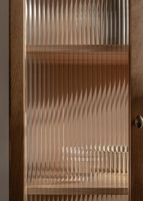 Design House Stockholm Aufbewahrungsmöbel-Audo Copenhagen Curiosity Schrank, niedrig, Eiche - Glas