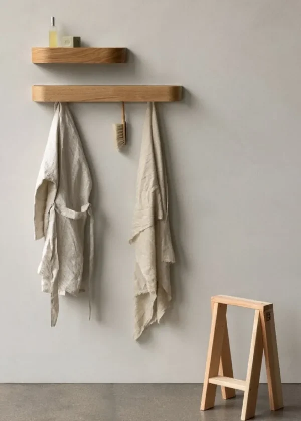 Audo Copenhagen Garderoben Und Kleiderbügel^Epoch Wandgarderobe 79, Eiche