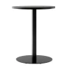 GUBI Tische-Audo Copenhagen Harbour Column Esstisch, 60 cm, schwarzer Sockel – Eiche schwarz