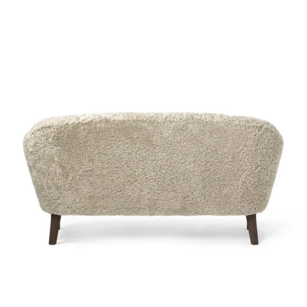 &Tradition Sofas Und Liegen-Audo Copenhagen Ingeborg Sofa 2,5-Sitzer, Moonlight-Schaffell - Eiche geräuchert