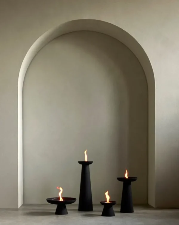 Audo Copenhagen Außenbeleuchtung^Meira Öllaterne, 53 cm, Schwarz