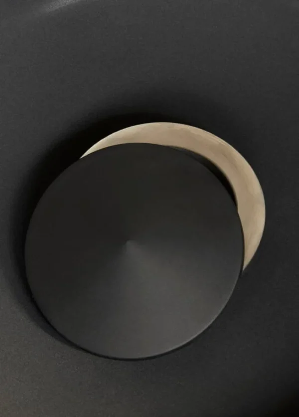 Audo Copenhagen Außenbeleuchtung^Meira Öllaterne, 15 cm, Schwarz