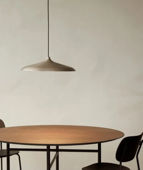Muuto Tische-Audo Copenhagen Snaregade Tisch, rund, 138 cm, Eiche dunkel gebeizt