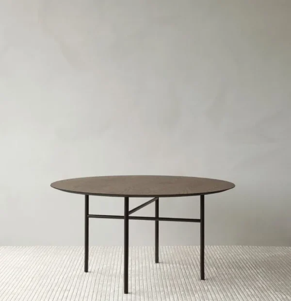 Muuto Tische-Audo Copenhagen Snaregade Tisch, rund, 138 cm, Eiche dunkel gebeizt