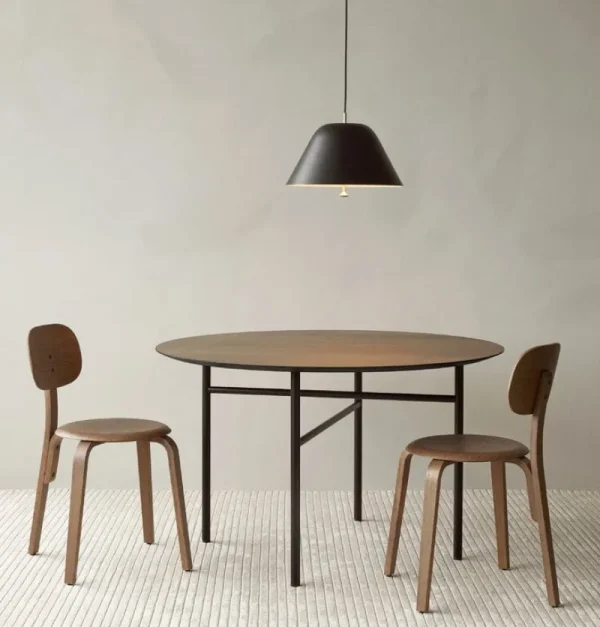 Muuto Tische-Audo Copenhagen Snaregade Tisch, rund, 138 cm, Eiche dunkel gebeizt